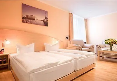 *** Hotel Plaza Inn Hamburg Moorfleet Germany